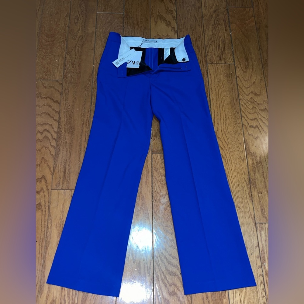 Never worn but great quality for a professional setting or even night out.